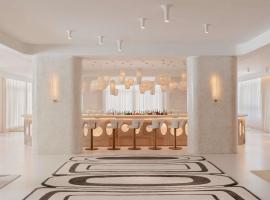 Mondrian Beach Lifestyle Resort By Accor, מלון בקאלה יונגה
