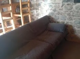 Maisonnette en pierre