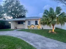The Hallandale Hideaway