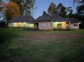 Oaksprings Country House