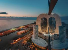 Panorama Orbi City Sea View Aparthotel, hotel a Batumi