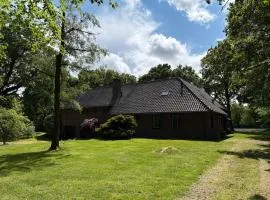 The Annex Retreat - a luxury countryside villa