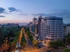 Handwritten Collection-Bucharest Unirii Square