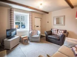 Cosy 2-Bed Stone Cottage in Gargrave by MCPI Hosting, Ideal for Families & Friends!