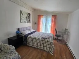 Brossard room 3