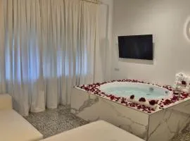 Eveline 2 - Piscina Privata o Jacuzzi