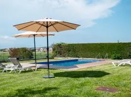 Masia per a 12 amb piscina · Cassà de la Selva