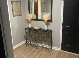 The Porch House - Comfort meets Style!