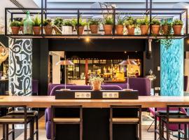 Novotel Lyon Bron Meeting & Events, hotel en Bron