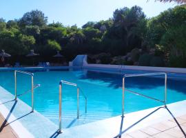 Premium apartment in La Manga Club with pool, terraces and hotel-style details, hotel en Atamaría