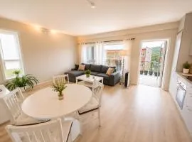 Modern apartment near Bergen, in Søfteland & nature