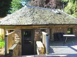 Fun holiday lodges in historic walled garden near Falkirk, Heart of Scotland Holidays