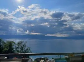 Lake Breeze Aparments - Trpejca