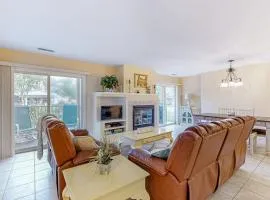 Sea Colony --- 56160 Cypress Lake Cir