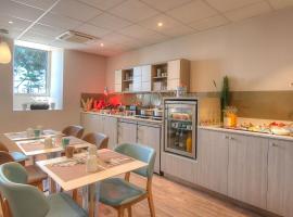 Mercure Nice Marché Aux Fleurs, khách sạn ở Nice