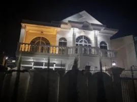 luxury fully furnished villa