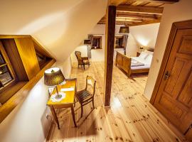 Pensjonat Dom Zegarmistrza, hotel v destinaci Bogatynia
