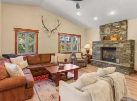 4BR Townhome Near Canyon Lodge & Lakes Basin