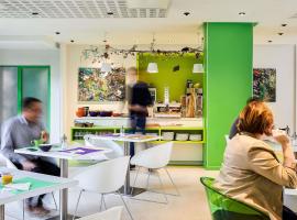 ibis Styles Lille Centre Gare Beffroi, hotel em Lille