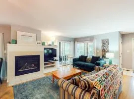 Sea Colony - 55050 Pine Lake Dr