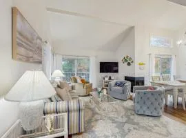 Sea Colony --- 18003 Lakeview Ct