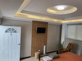 Height 909 Hostal