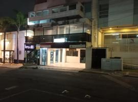 Hotel La Paz 706 Suites, hotell i Momoxpan