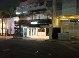Hotel La Paz 706 Suites