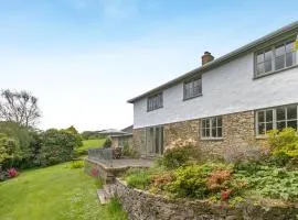 4 Bed in Helford oc-s34375