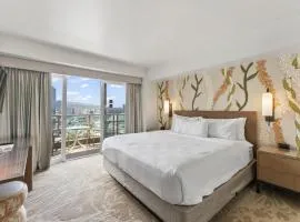 Ala Moana Hotel 2026 near beach King bed
