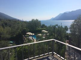 Villa Gaia Apartments pool wifi parking, hotel a Malcesine