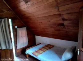 Knuckles Cabin Retreat