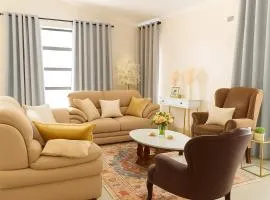 Wilson Mews- 4 Bed Apartment