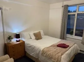 Prime Ipswich Location -Near Water to Waterfront