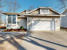 Salt Pond - 1 Heron Ct