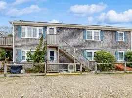 Bay Colony Retreat