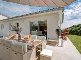 Gîte spacieux 12 pers à Saint-Germain-Laval - Confort et charme - FR-1-496-378