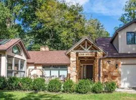 Harbor Country Family Lodge