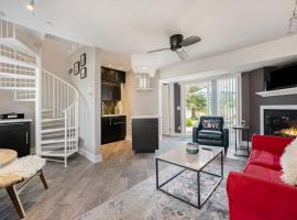 Lake Living at Northern Lights Condo 10, hotel din Douglas
