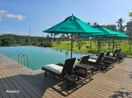 Canterbury Golf Resort & Apartment Residence