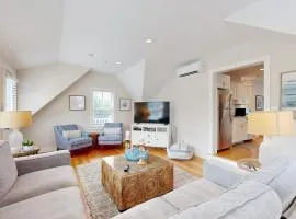Oyster Beach Bungalow