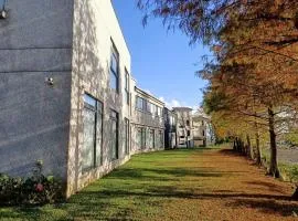 Hualien Simple Life B&B- Near Tzu Chi