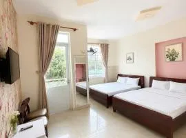 The Red Hotel Côn Đảo