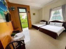 The Red Hotel Côn Đảo