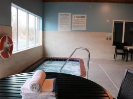 Holiday Inn Express & Suites Marquette by IHG, hotel in Marquette