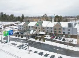 Holiday Inn Express & Suites Marquette by IHG