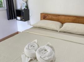 โรงแรมซุนเซนโฮมแอนด์คาเฟ่, готель 