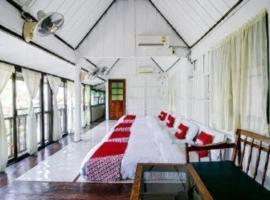 Raknatee Resort, hotelli kohteessa Ban Tha Chang (1)