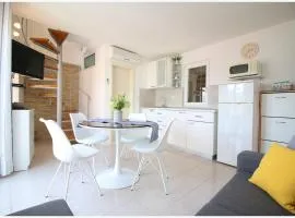 Apartment Karmela