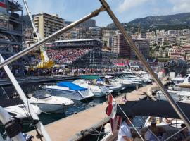 Bateau tout confort au Port de Monaco, khách sạn ở Monte Carlo